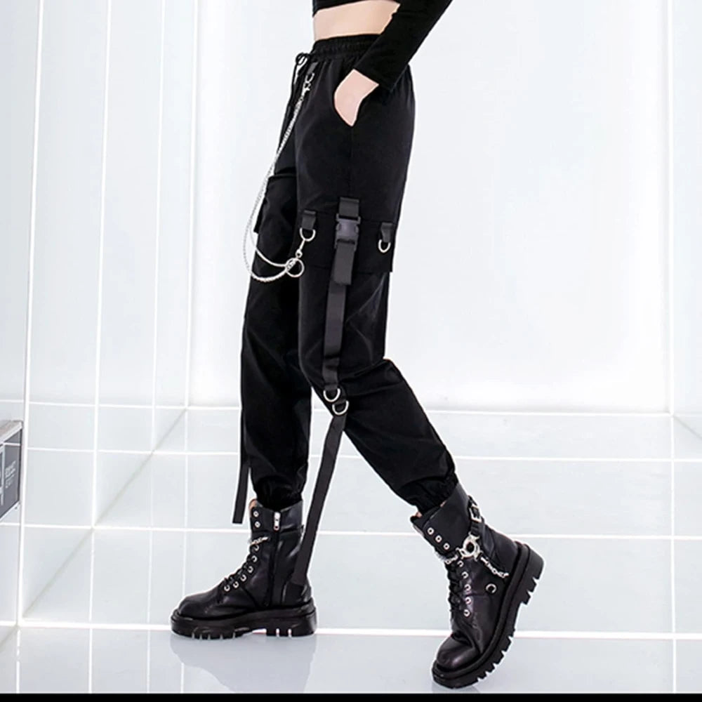 Black Cargo Pants for Women Techwear Female Goth Joggers with Chain Casual Trousers Hip Hop Sweaatpants Loose Street Rock Style